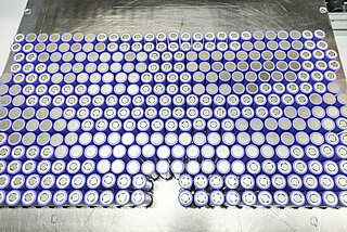 Top view of an arrangement of lithium-ion battery cells.